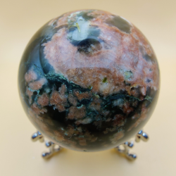 Grn ametyst med Epidot og Solsten Kugle