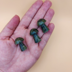 Mini Svampe i Calcit