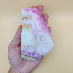 Pink Aragonit Free Form