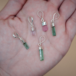 Farvet Turmalin Vedhng