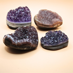 Uruguay Ametyst Hjerter med Agat striber