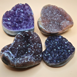 Uruguay Ametyst Hjerter med Agat striber