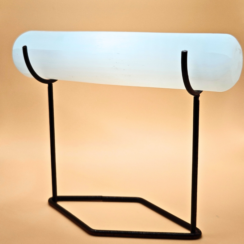 Satin Spar Stang p� Holder