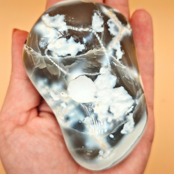 Poleret Ametyst geode med Orca agat