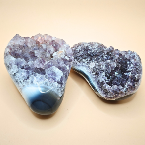 Poleret Ametyst geode med Orca agat