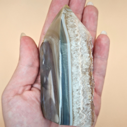 Uruguay&#8239;Ametyst&#8239;Trne med Agatbagside