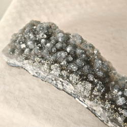 Grn Ametyst Druzy Aflangt stort stykke