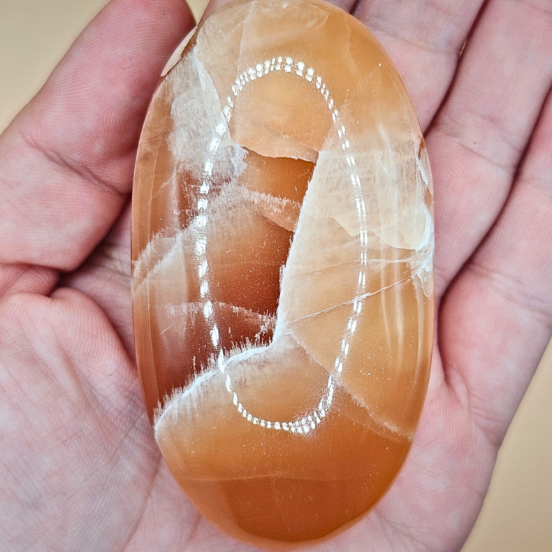 Honning Calcit Palm