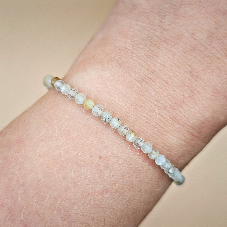 Guldrutil Kvarts Armbnd  Facetslebet