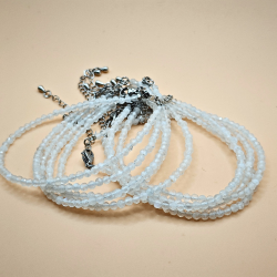 Hvid Mnesten Armbnd  Facetslebet