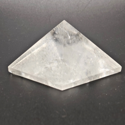 Klar Kvarts Pyramide  fra Brasilien