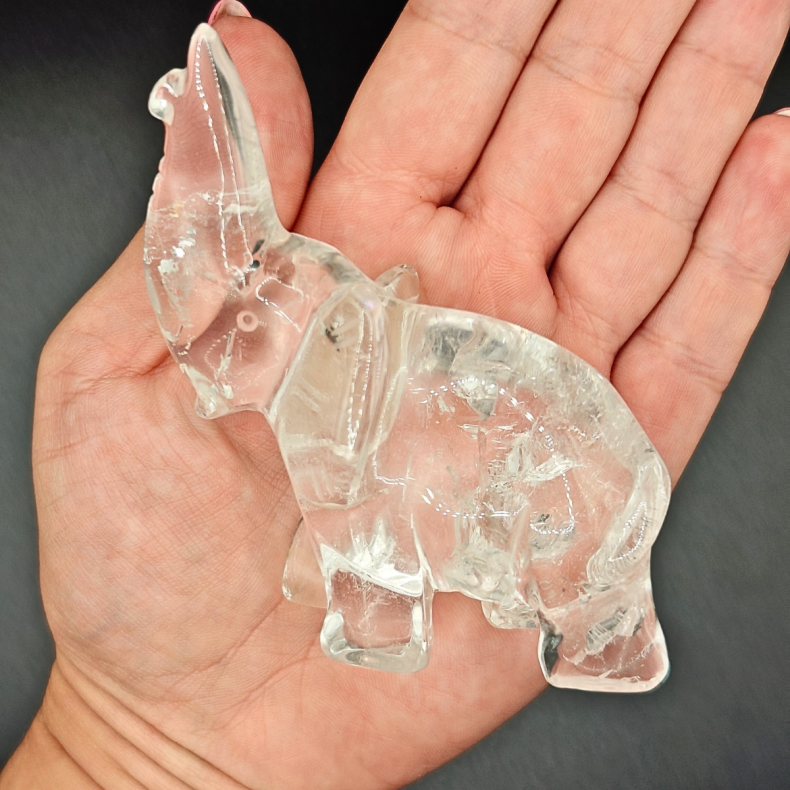 Elefant figur i Klar Kvarts � fra Brasilien