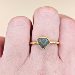 Moldavit Ring i Forgyldt s925 Slv