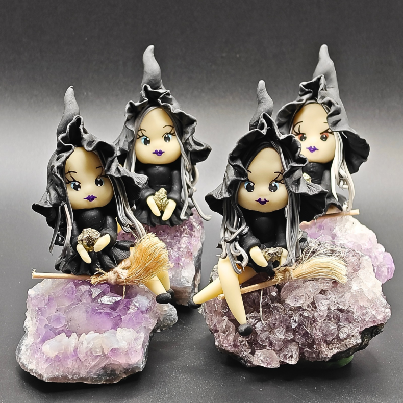 Heks p Ametyst Klynge med Pyrit  ca. 10 cm