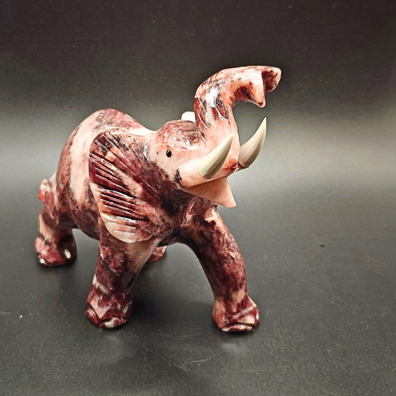Elefant figur i Jaspis � ca. 12,5 � 13 cm / 800 g