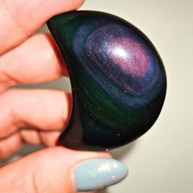 Regnbue Obsidian � M�neform