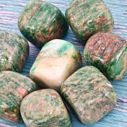 Gr�n Aventurin Calcit Lommesten