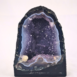 Ametyst Grotte med Calcit &amp; Agatkant � Brasilien (3 kg)