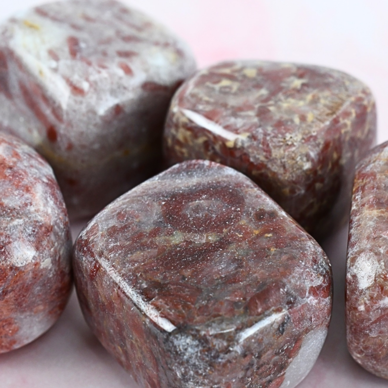 Jordb�r Calcit Lommesten