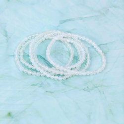 Hvid M�nesten Armb�nd � 4 mm