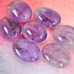 Ametyst Palm sten � Lys Lilla med Smuk Klarhed 