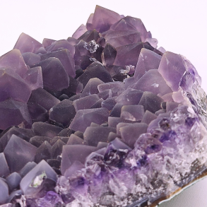 Ametyst Klynge � Store Spidser med Glitrende �Sukkerlag�