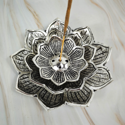 3 blomstret Lotus R�gelsesholder