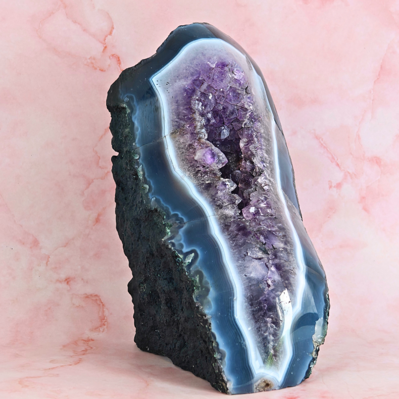 Sk�ret stykke Agat geode med Ametyst � Poleret fra Brasilien