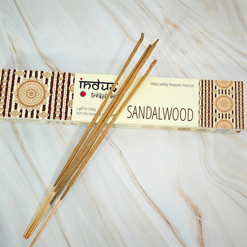 Indus Treasures Sandalwood R�gelsespinde � Sandeltr� (15g)